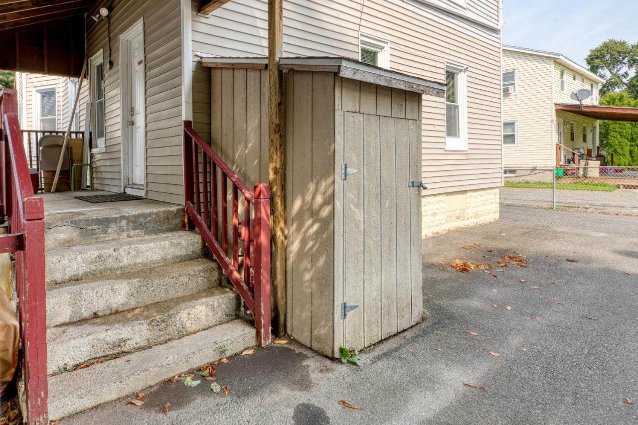 Humble Home With Free Breakfast Offered If Requested! Chicopee Esterno foto